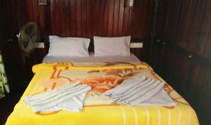 alleppey-4bedroom-houseboat